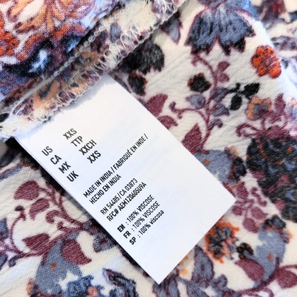 American Eagle Shorts Jumpsuit Keyhole Buttons Size XXS, but Fits Like Small - Picture 14 of 16